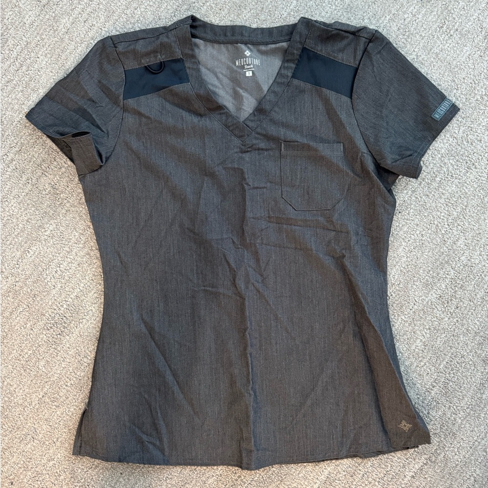 Medcouture Scrub Top
